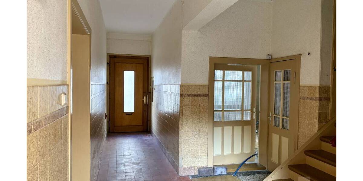 Einfamilienhaus Salzwedel - 9 Zimmer, 151 m&sup2;, 139.000&euro; | Angebot:25987010