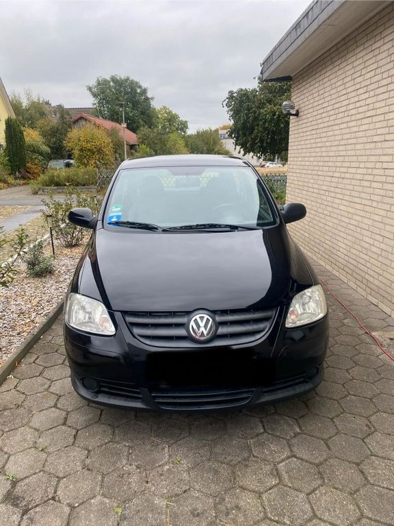 VW Fox 196.000 km 1.990 € Bremen 28207
