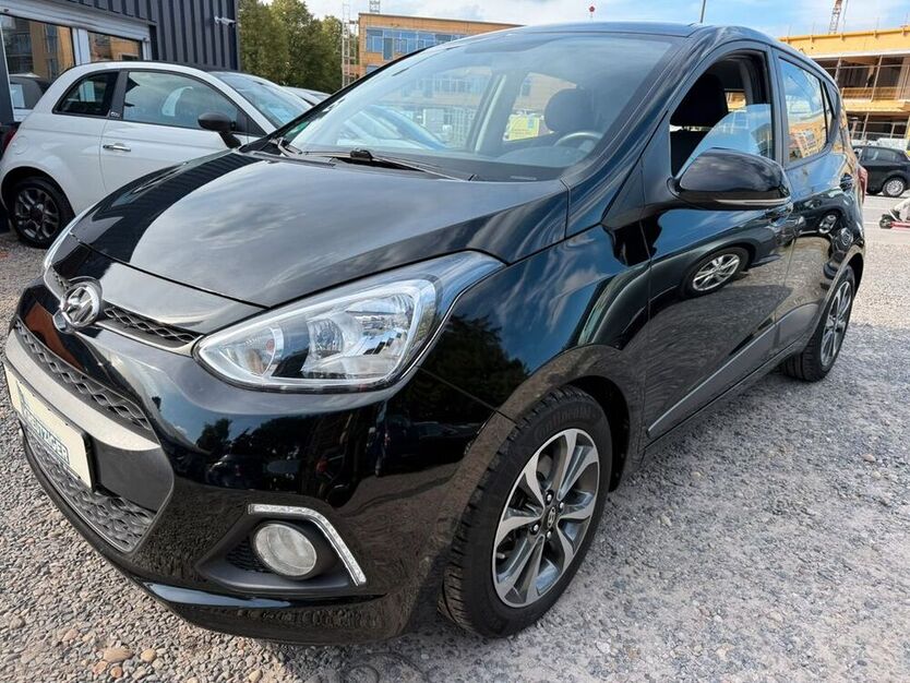 i10