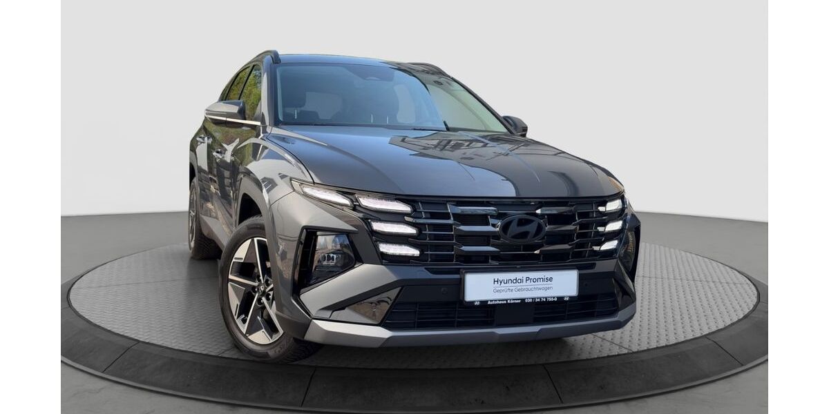 Hyundai TUCSON 9.649 km 32.900 &euro; Berlin 12683