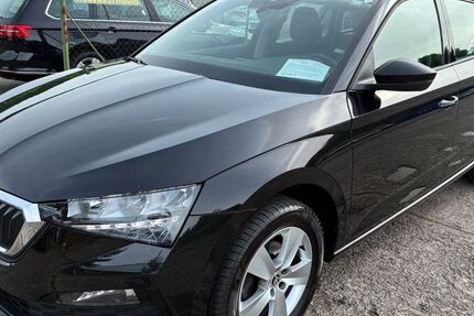 Skoda Scala 67.000 km 16.890 &euro; Bad Blankenburg 07422
