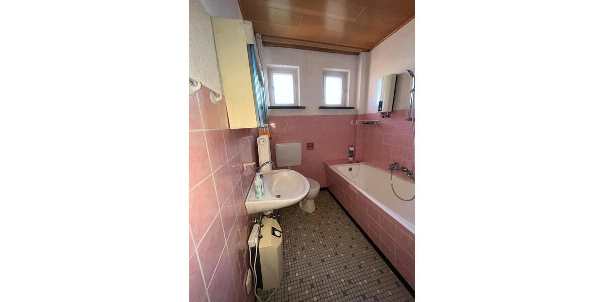 Erdgeschoßwohnung Hanau - 1 Zimmer, 33 m&sup2;, 550&euro; | Angebot:23683434