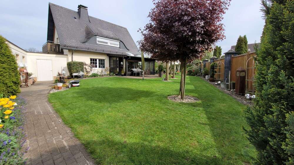 Einfamilienhaus Oelde - 5 Zimmer, 123 m&sup2;, 339.000&euro; | Angebot:26671390