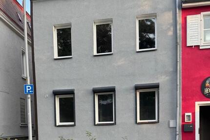 Haus Selb - 7 Zimmer, 120 m&sup2;, 85.000&euro; | Angebot:27239372