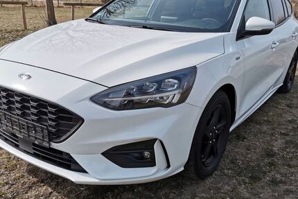 Ford Focus 116.000 km 14.980 &euro; Neustadt an der Donau 93333