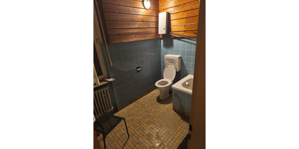 Mehrfamilienhaus, Wohnhaus Koblenz Lay - 9 Zimmer, 130 m&sup2;, 2.400&euro; | Angebot:25840383