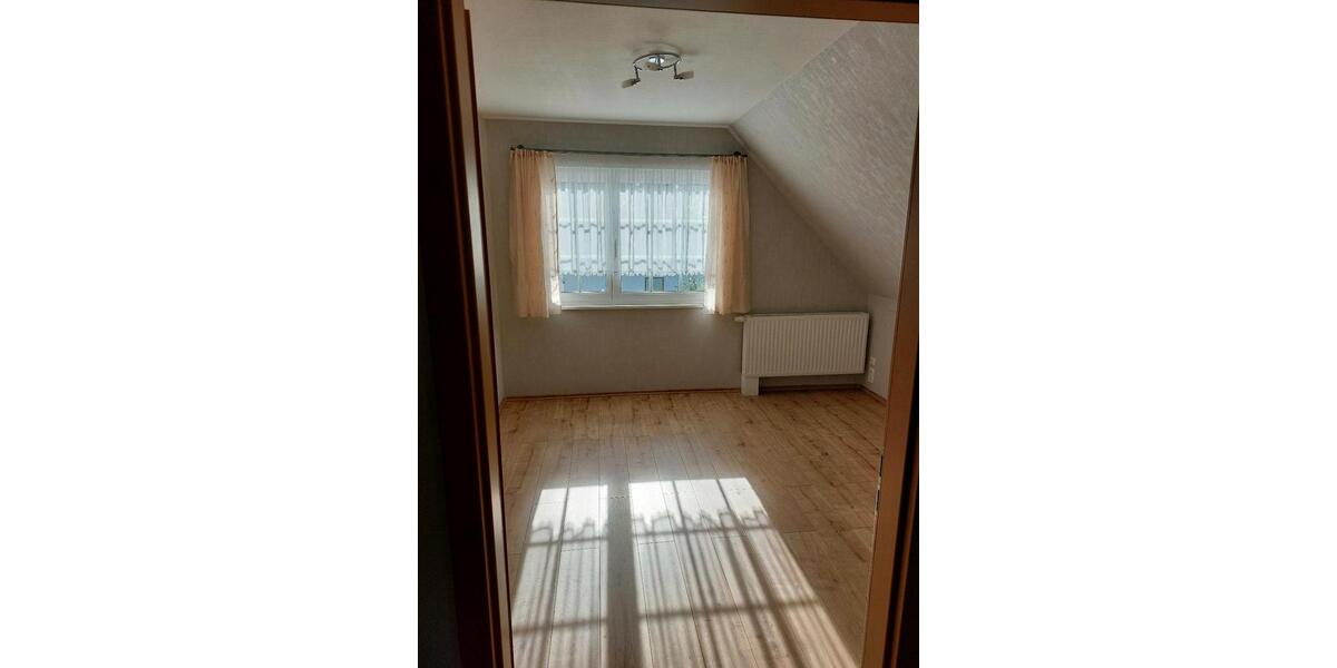 Einfamilienhaus in ruhiger Lage mit Einliegerwohnung 9 zimmer