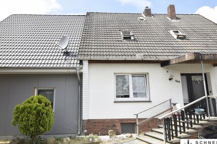 Neubau aus 2020 mit Einliegerwohnung für 1 Person am Altbestand Garage, Garten, Einbauküche u.v.m. 7 zimmer