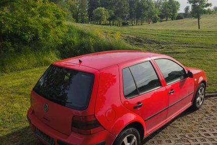 VW Golf 132.083 km 2.150 &euro; Laubenheim 55452