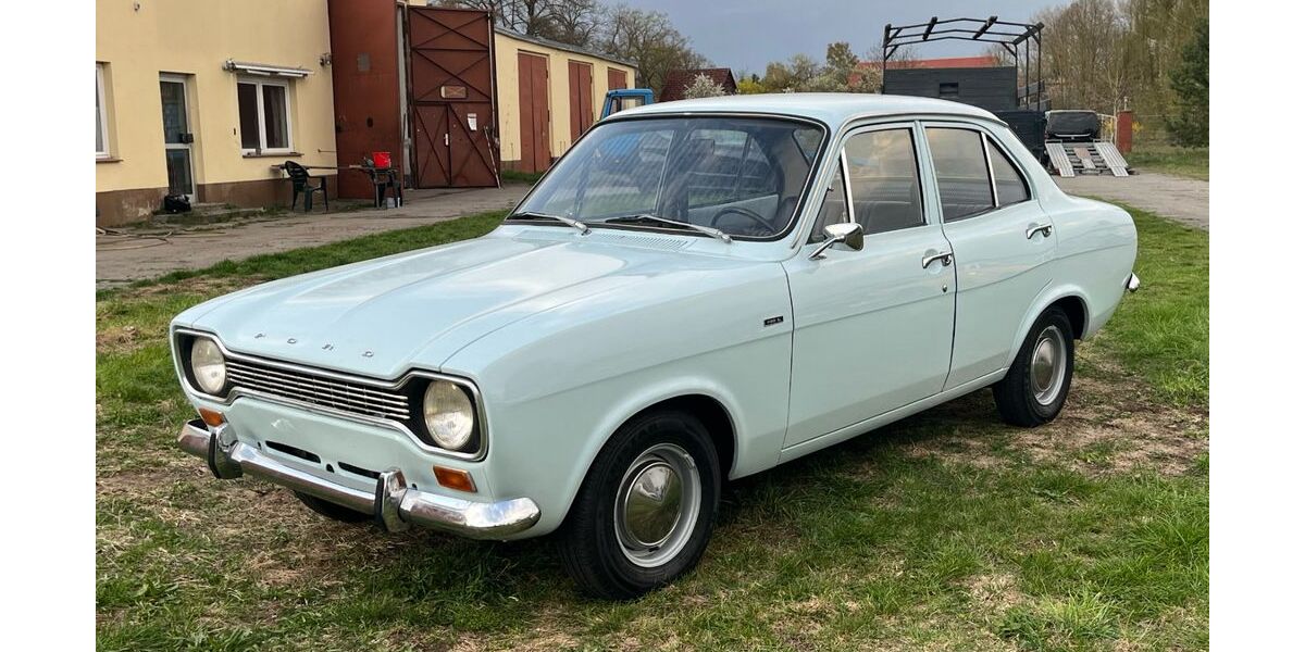 Ford Escort 175.000 km 17.500 &euro; Berlin 10365