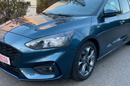 Ford Focus 70.000 km 14.900 &euro; Chemnitz OT Grüna 09224