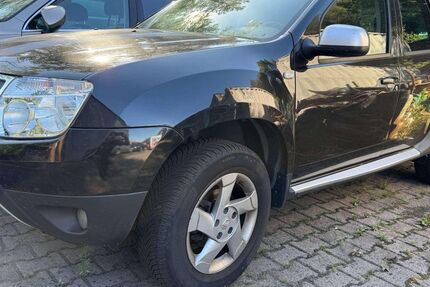Dacia Duster 149.000 km 4.299 &euro; Eppstein 65817