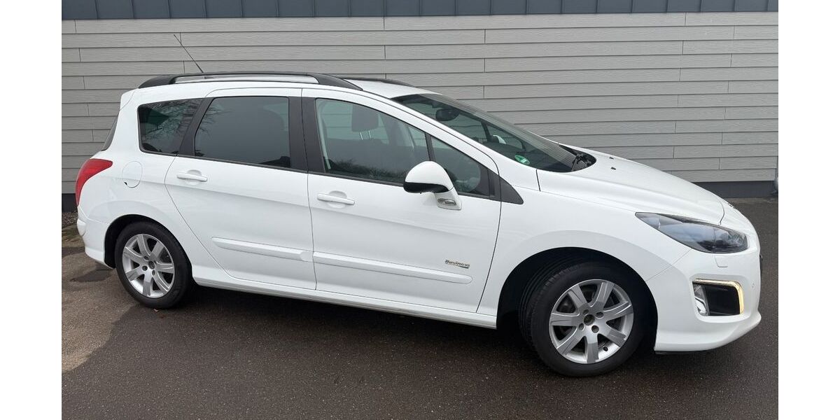 Peugeot 308 210.833 km 5.000 &euro; Neumünster 24536