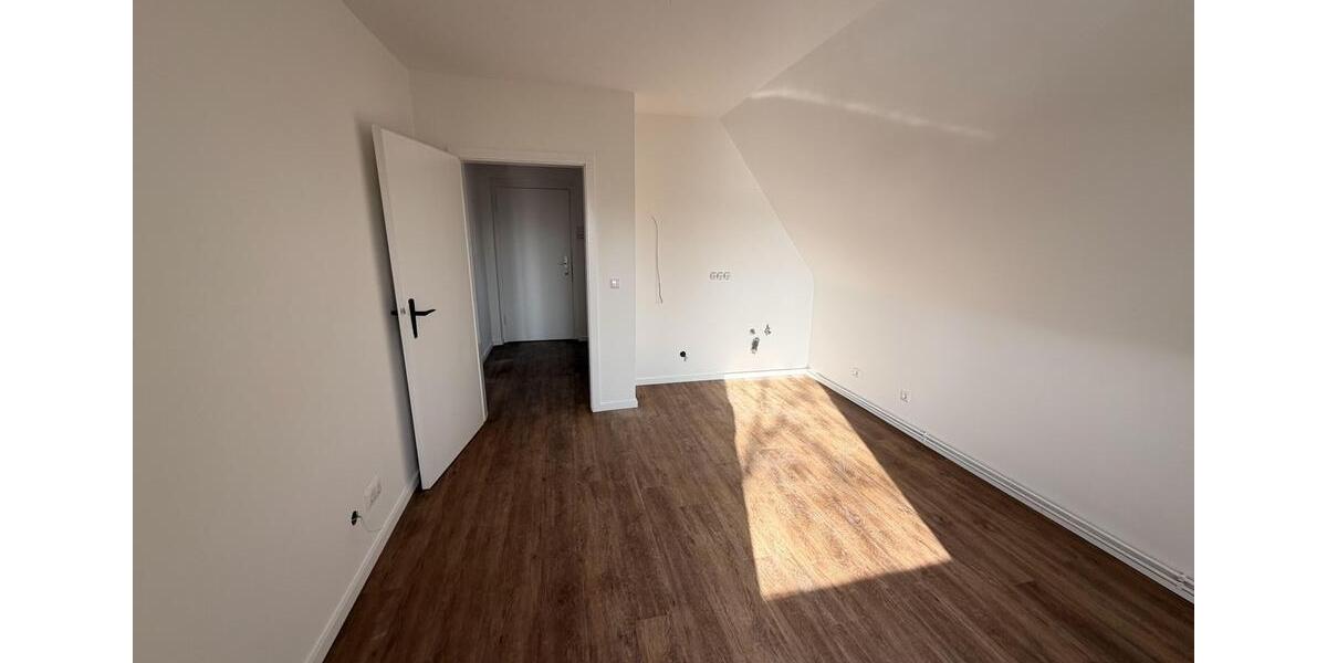 Dachgeschoßwohnung Groß Kreutz (Havel) - 1.5 Zimmer, 42 m&sup2;, 595&euro; | Angebot:25214507