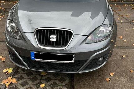 Seat Altea 142.000 km 5.900 &euro; Berlin 13583