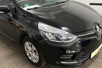Renault Clio 110.000 km 6.900 &euro; ESSEN 45326