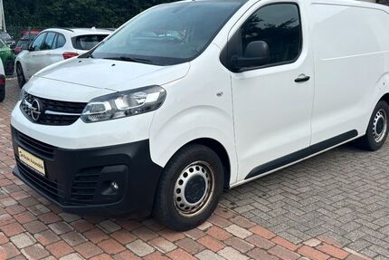 Opel Vivaro 349.500 km 9.950 &euro; Versmold 33775
