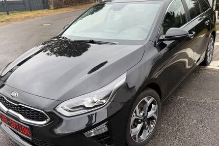 Kia ceed Sportswagon 121.000 km 14.900 &euro; Berlin-Schönefeld 12529