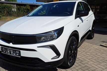 Opel Grandland (X) 14.060 km 24.980 € Sonneberg 96515