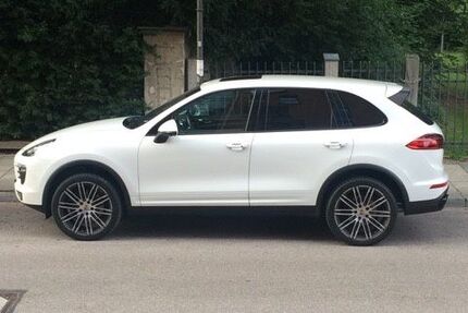 Porsche Cayenne 107.500 km 27.800 &euro; München 80802