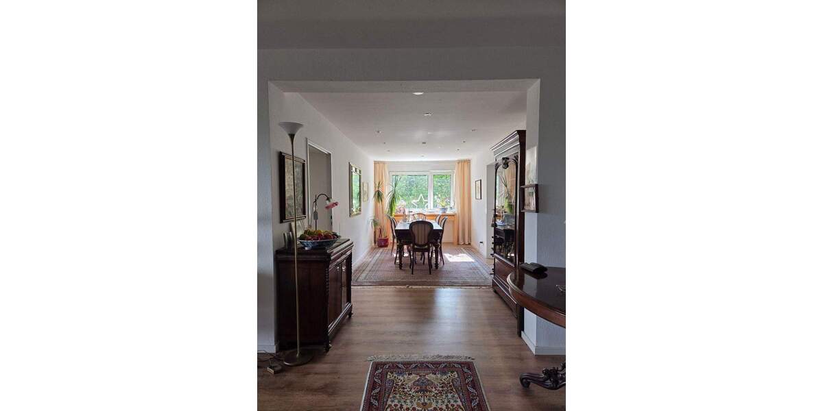 Etagenwohnung Saarbrücken Eschberg - 5 Zimmer, 125 m&sup2;, 277.500&euro; | Angebot:25627376