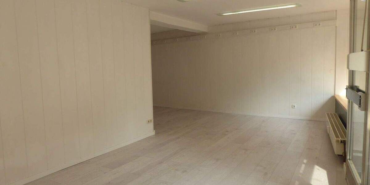 Gewerbeobjekt Gernsbach - 2 Zimmer, 600&euro; | Angebot:26358597