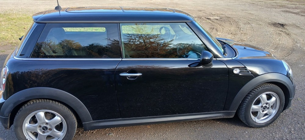 Mini One 61.000 km 8.900 &euro; Siegen 57072