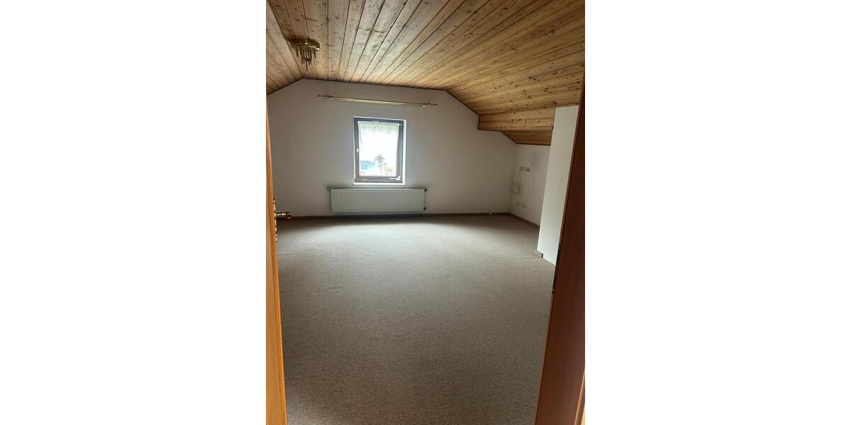 Einfamilienhaus Malgersdorf - 7 Zimmer, 175 m&sup2;, 500.000&euro; | Angebot:24534423