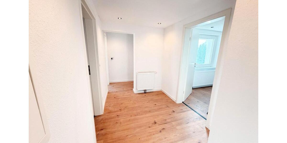 Einfamilienhaus Paderborn Neuenbeken - 8 Zimmer, 167 m&sup2;, 360.000&euro; | Angebot:26326959