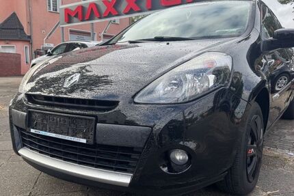 Renault Clio 119.000 km 2.990 &euro; Berlin 12351