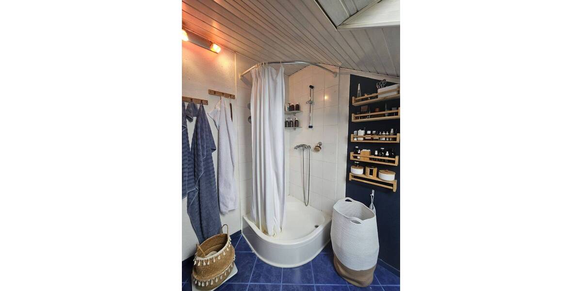 Einfamilienhaus Neresheim - 8 Zimmer, 140 m&sup2;, 359.000&euro; | Angebot:22900585