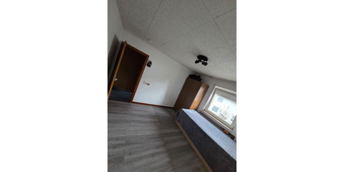 Doppelhaushälfte mit viel Potential ab 01.02.2026 in 52477 zu mieten 4 zimmer