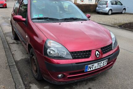 Renault Clio 178.500 km 1.100 &euro; Frickenhausen 72636