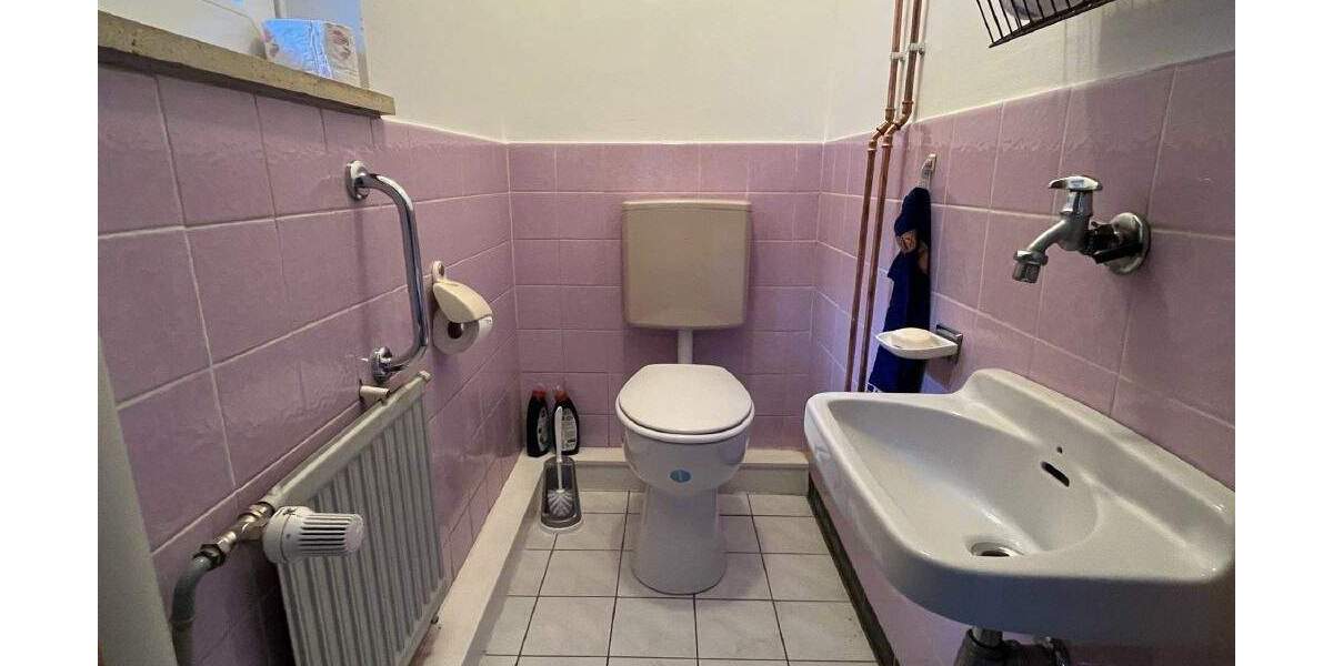 Einfamilienhaus Burgthann - 7 Zimmer, 143 m&sup2;, 319.000&euro; | Angebot:25563297