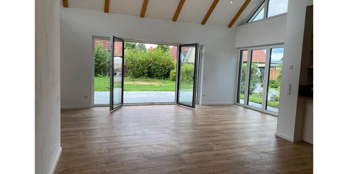 Einfamilienhaus Lemgo - 6 Zimmer, 155 m&sup2;, 1.655&euro; | Angebot:26322813