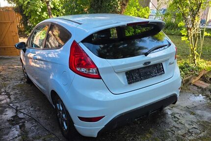 Ford Fiesta 120.000 km 3.200 &euro; Echzell 61209