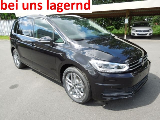 VW Touran 2.000 km 34.885 &euro; Föritztal OT Neuhaus-Schierschnitz 96524