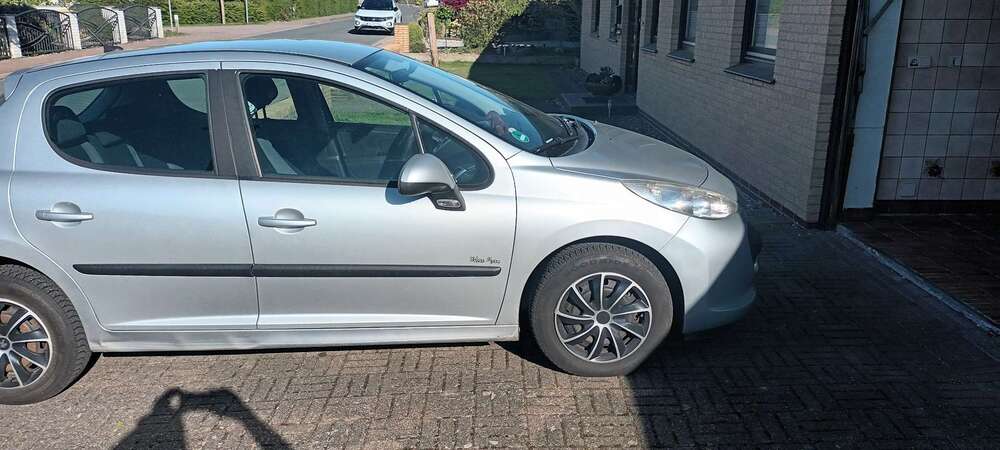 Peugeot 207 206.241 km 500 &euro; Lindhorst 31698