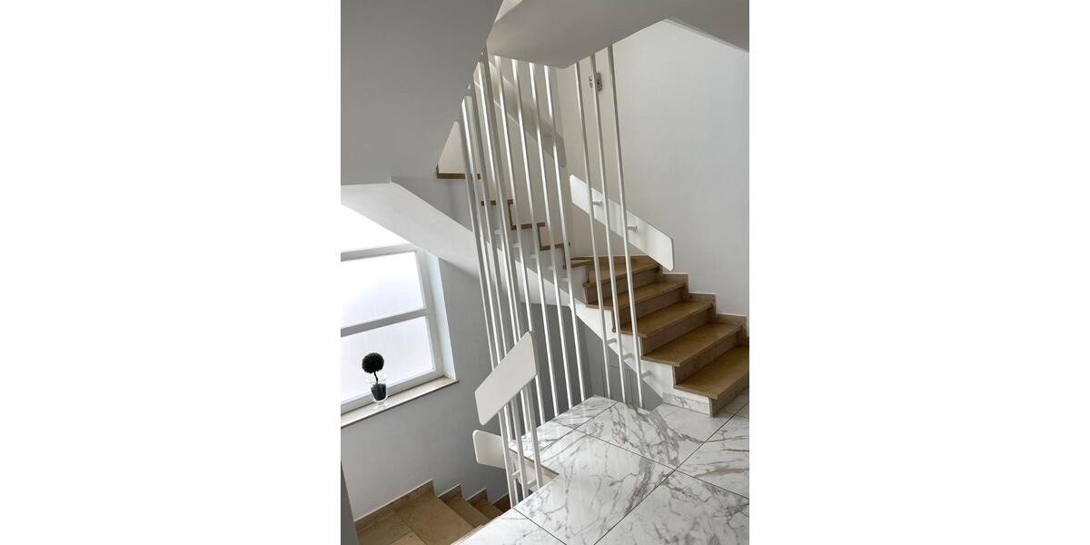 Doppelhaushälfte Schweinfurt Haardt - 7 Zimmer, 200 m&sup2;, 780.000&euro; | Angebot:26224318