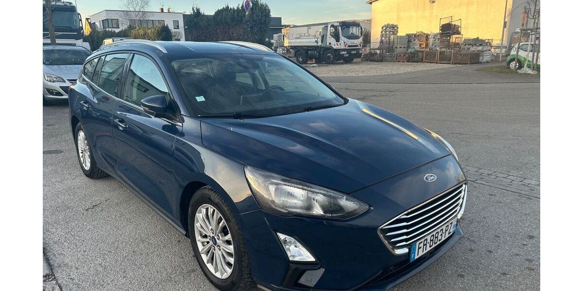 Ford Focus 174.000 km 8.900 &euro; Waiblingen OT Hegnach 71334