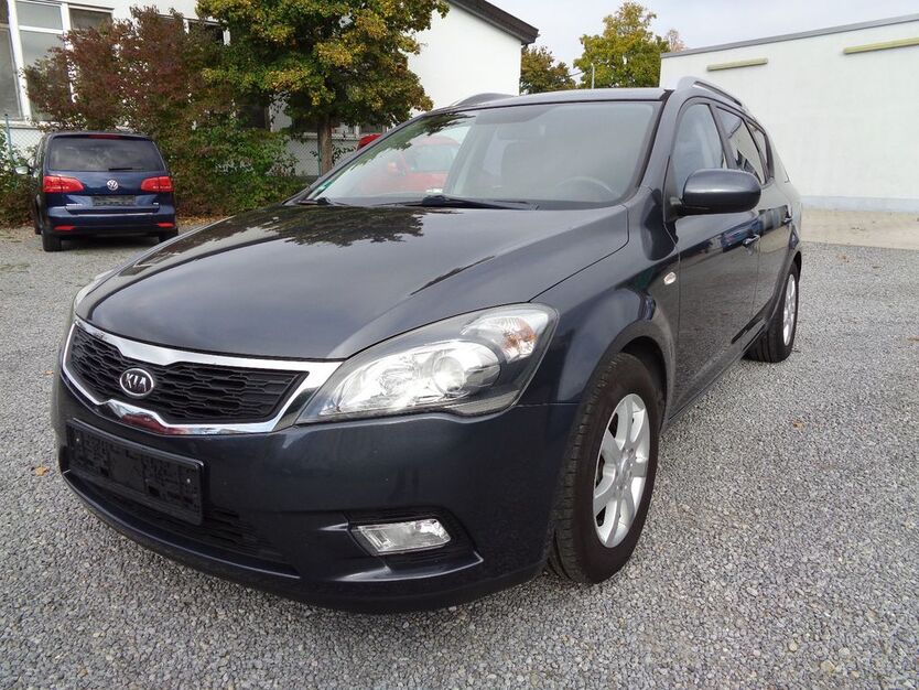 Kia ceed / Ceed 202.100 km 2.800 € Karlsruhe 76135