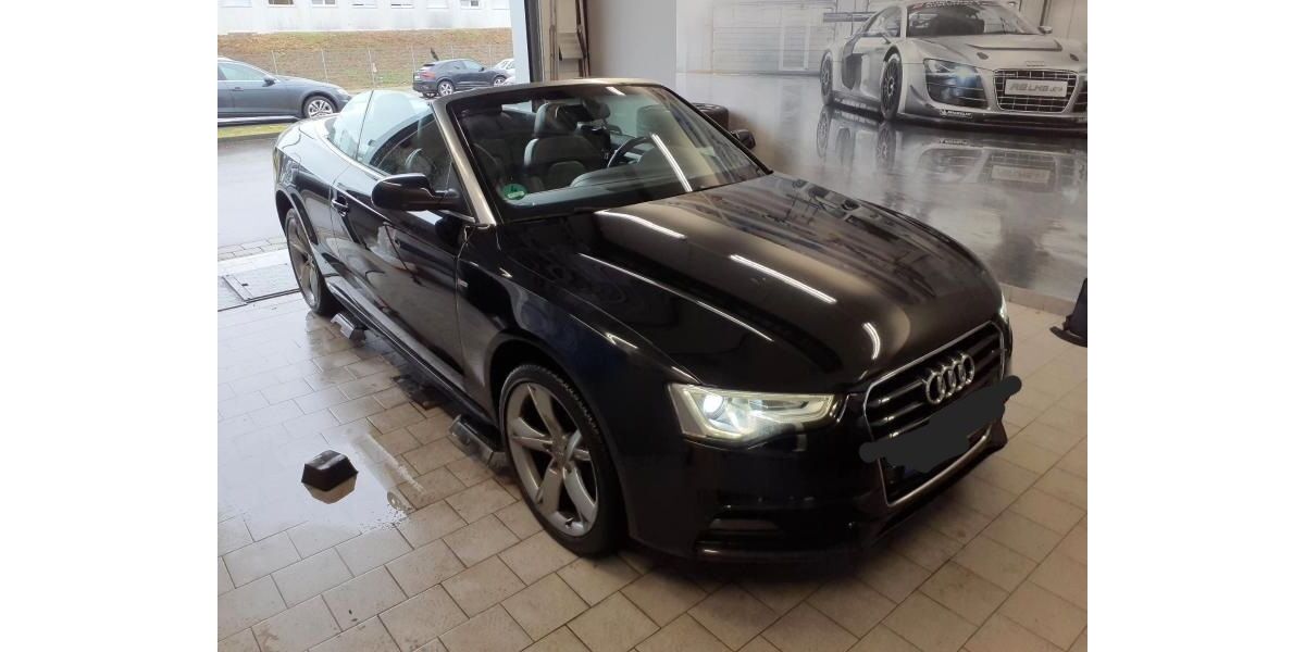 Audi Cabriolet 136.000 km 16.450 &euro; Steinmauern 76479
