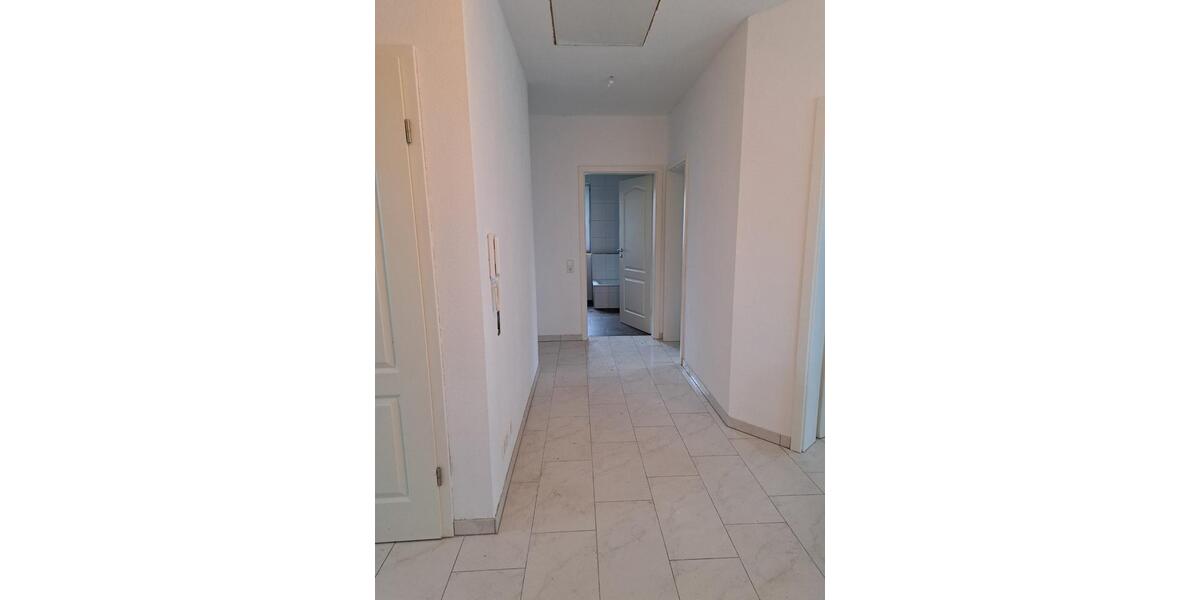 Etagenwohnung Renchen - 4 Zimmer, 110 m&sup2;, 1.100&euro; | Angebot:25289315