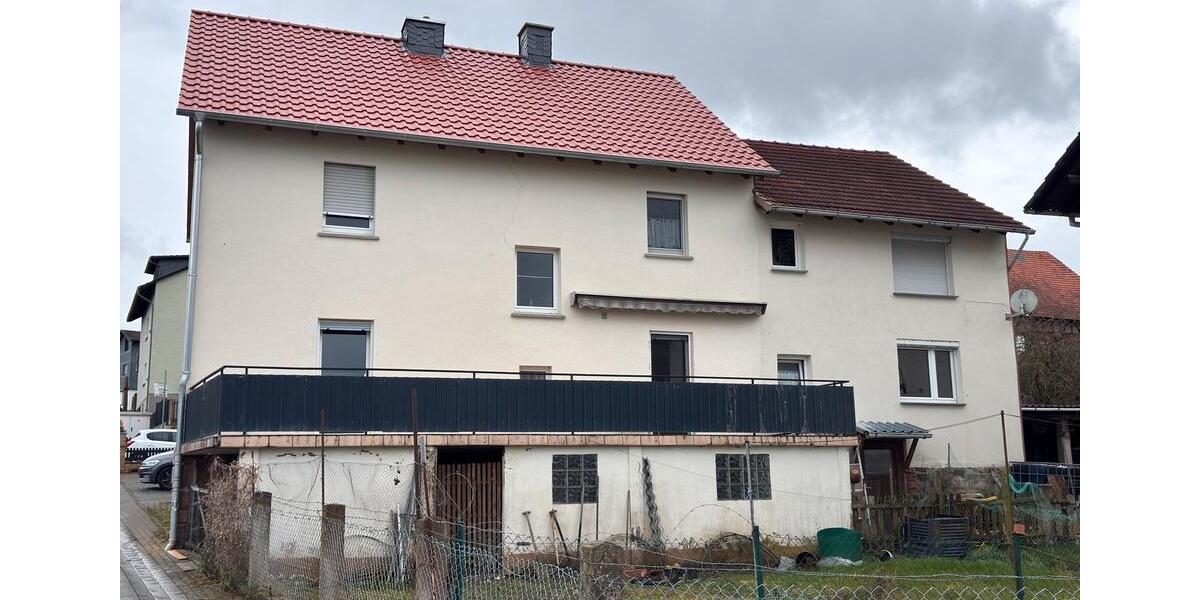 Einfamilienhaus Amöneburg - 7 Zimmer, 160 m&sup2;, 900&euro; | Angebot:25641968
