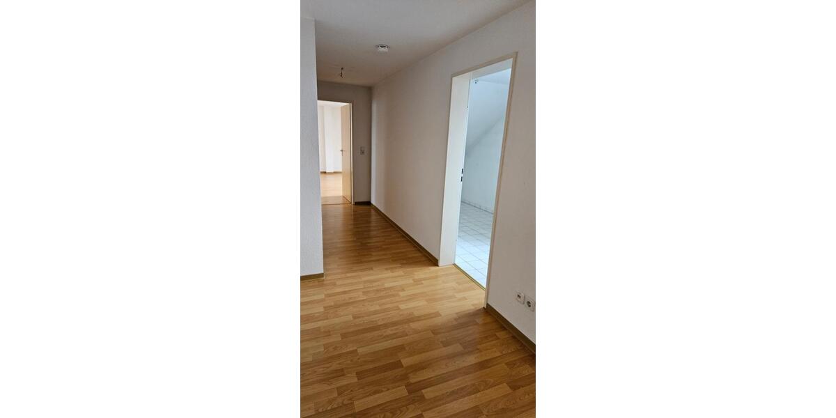 Etagenwohnung Spremberg - 2 Zimmer, 63 m&sup2;, 410&euro; | Angebot:22171840