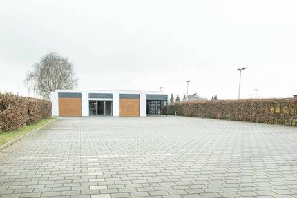 Gewerbeobjekt Drochtersen - 1 Zimmer, 137 m&sup2;, 2.160&euro; | Angebot:25692808