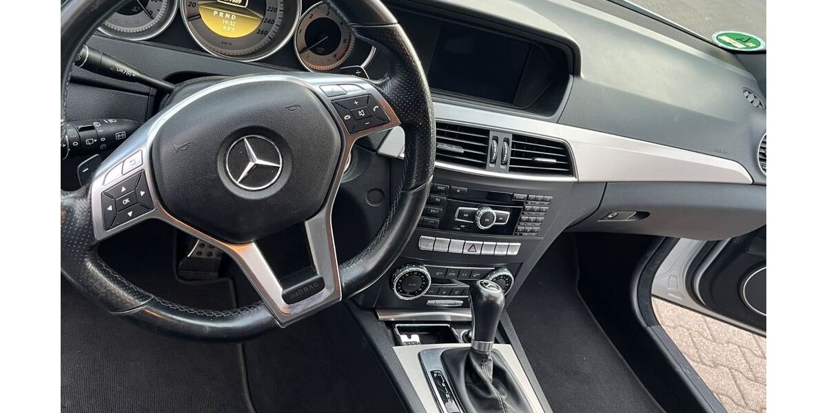 Mercedes-Benz C 250 297.000 km 4.700 &euro; Hannover 30655