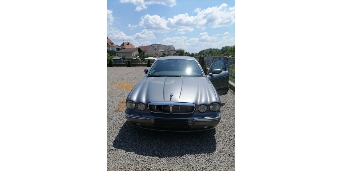Jaguar XJ8 290.000 km 7.000 &euro; Lauda-Königshofen 97922