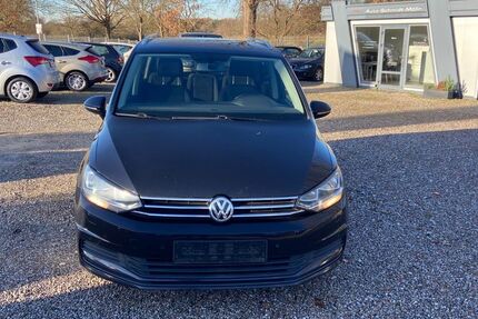 VW Touran 236.330 km 8.990 &euro; Mölln 23879