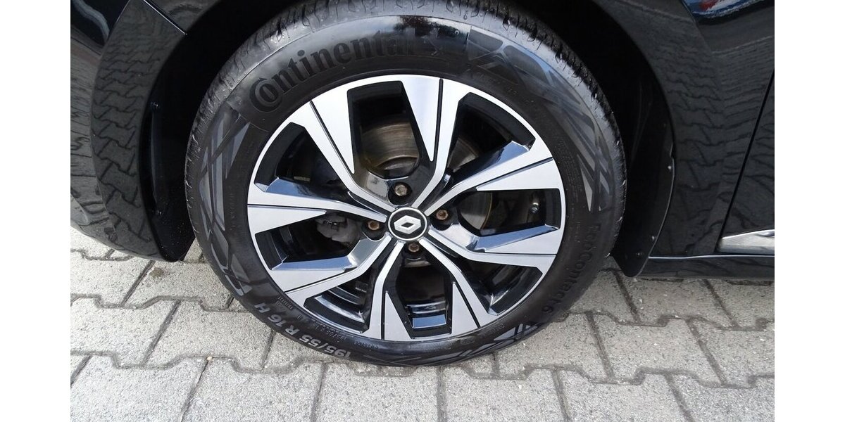 Renault Clio 1,0l Evolution Navi Rückfahrkamera, Einparkhi 31.015 km 12.990 € Rodgau 63110